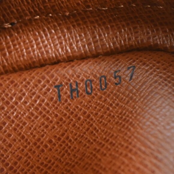 Louis Vuitton Monogram Amazon Crossbody Bag - Picture 10 of 10